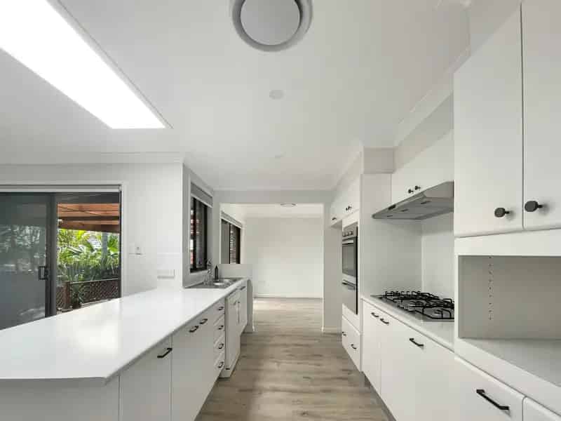 Real Estate For Lease - 63 Albatross Circuit - Woronora Heights , NSW