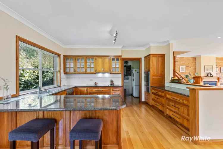 Buy House Elevated Residence Batemans Bay with Breathtaking Views