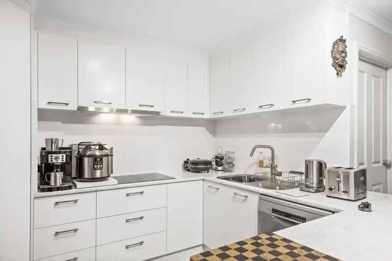 Beachfront Renovated Home: 2 Beds, Modern Kitchen, Solar Power