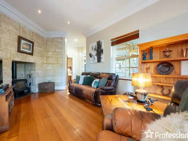 House For Sale , Shire of Mundaring, Western Australia