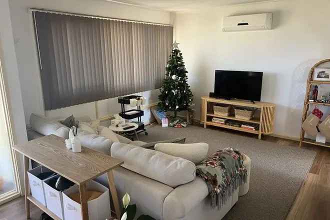 House For Rent in Port Denison, Western Australia