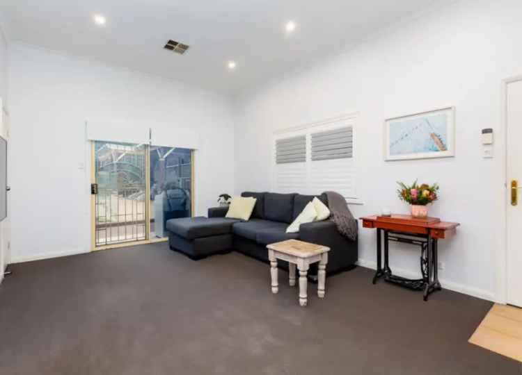 16 Edden Street, Adamstown NSW 2289 - House For Lease