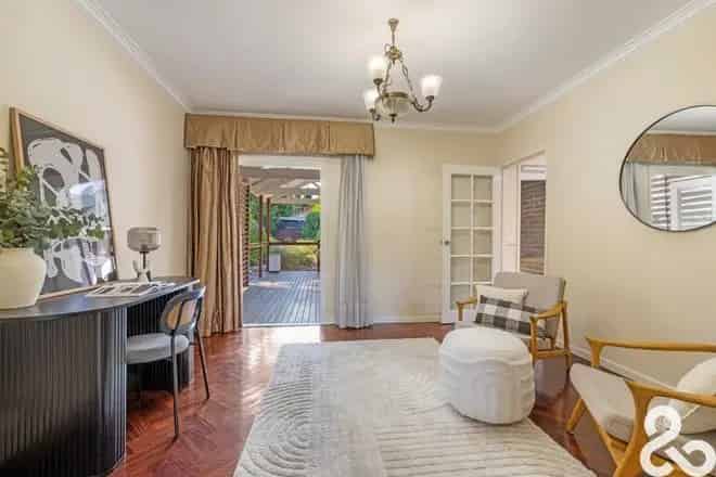 House For Sale , 133, Ivanhoe Parade, Melbourne, Victoria