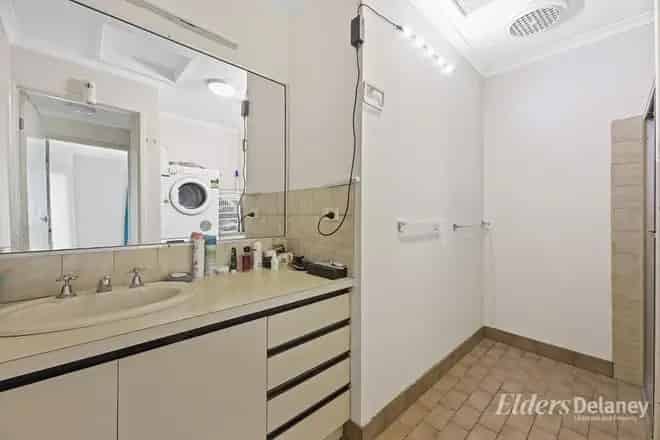 Apartment For Sale , Moe, Victoria