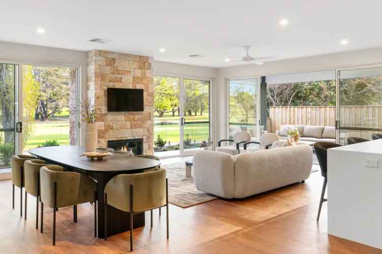 Buy luxury villas and townhouses Bowral with golf course views