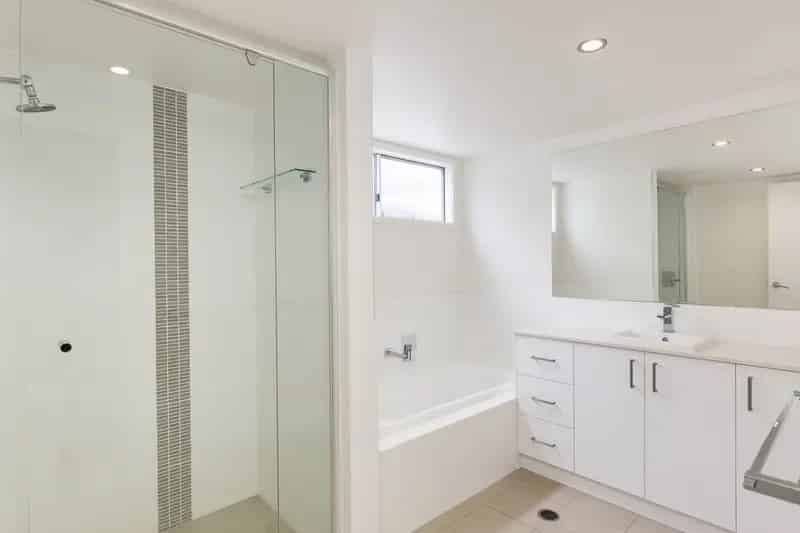 Modern Executive Home - Prime Location