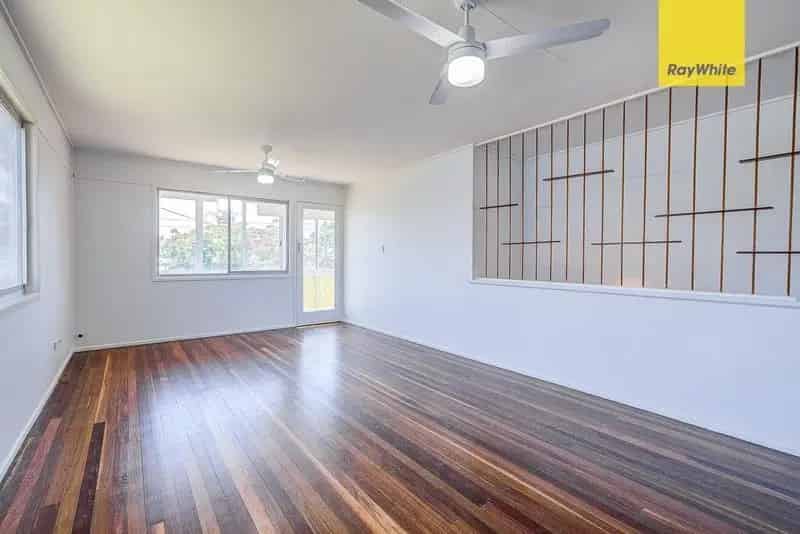 ATTENTION INVESTORS, ONE TITLE - TWO HOMES
