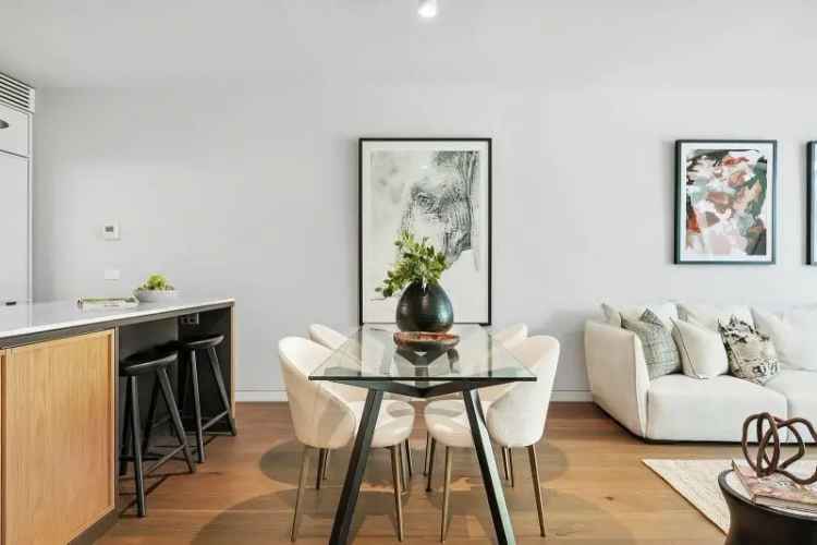 2 rooms apartment of 363 m² in Sydney