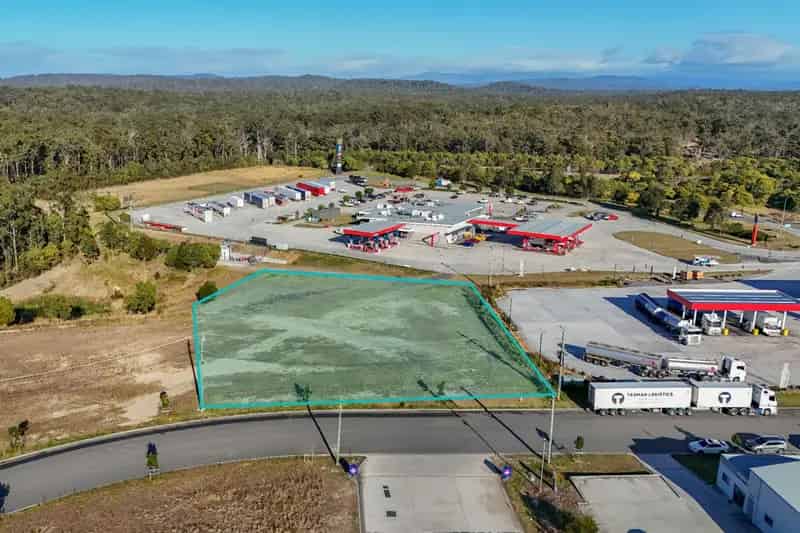 Real Estate For Commercial Sale - 14 Zylpha Drive - South Kempsey , NSW