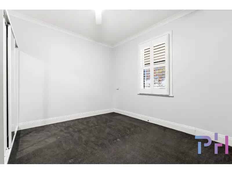 Inner City Gem With Heritage Charm!