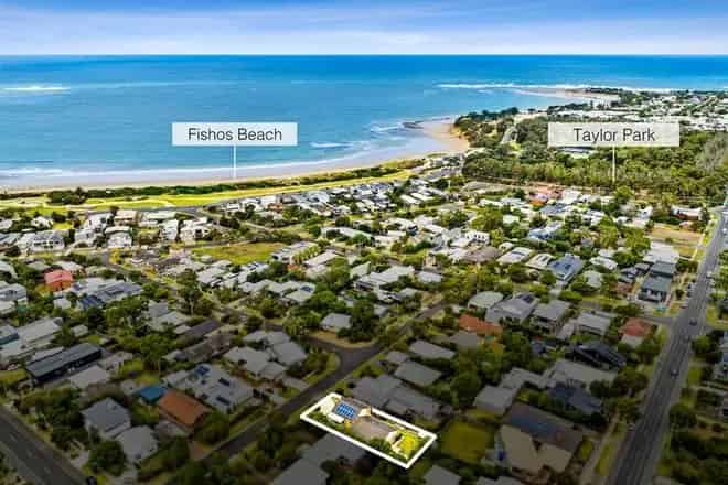 House For Sale , 11, Follett Street, Torquay, Victoria