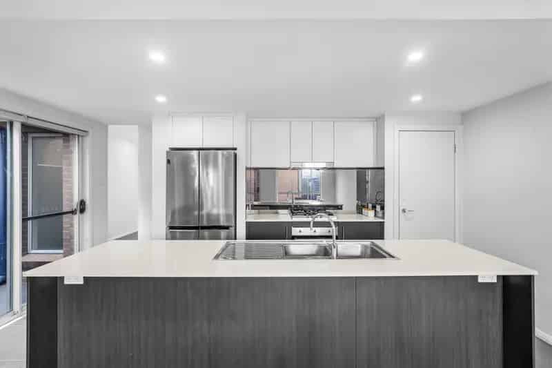 MODERN HOME, PRIME LOCATION