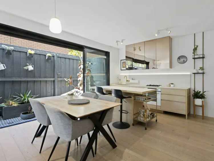 Tri-Level Luxury Steps To Elwood's Golden Mile