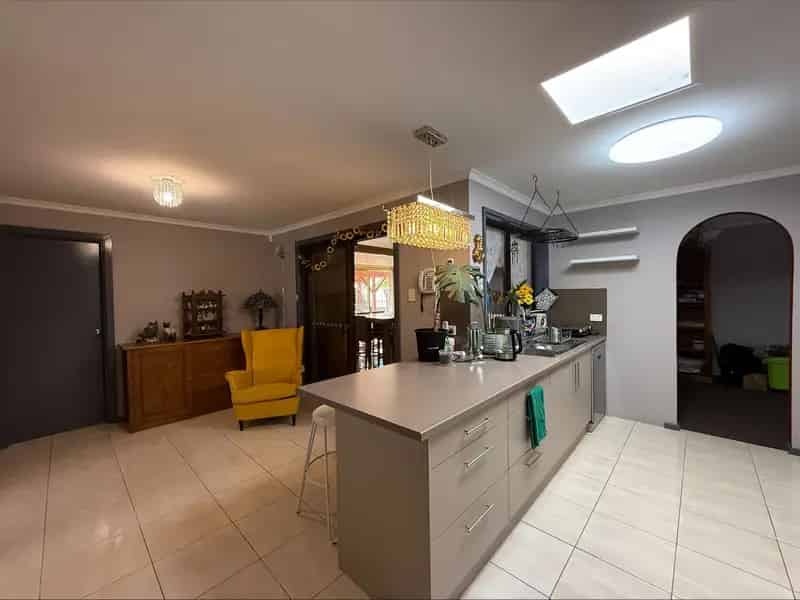 5 Falcon Drive, Parafield Gardens SA 5107 - House For Lease