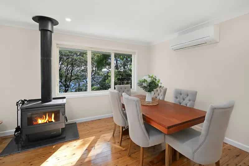 Real Estate For Lease - 286 Del Monte Place - Copacabana , NSW