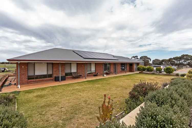 House For Sale in Jamestown, South Australia