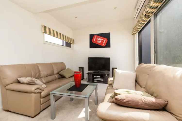 1 Bedroom 233m² Luxury Apartment Melbourne CBD