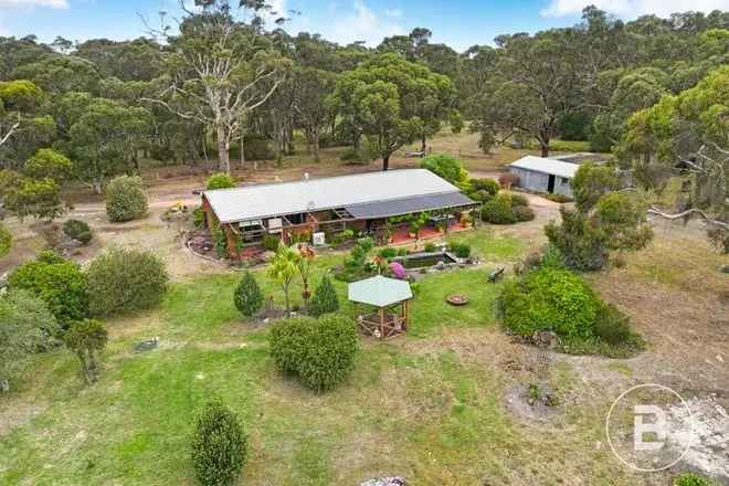 Family Home on 20 Acres near Ballarat CBD - Updated Home, Ideal for Horses