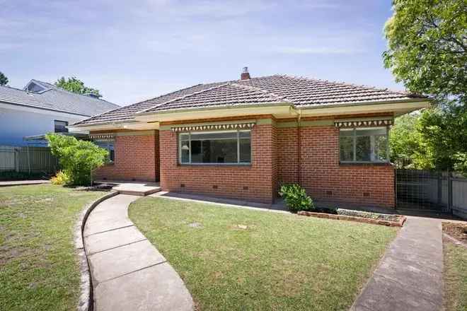 Charming Renovated Home Near Pemberton Pantry