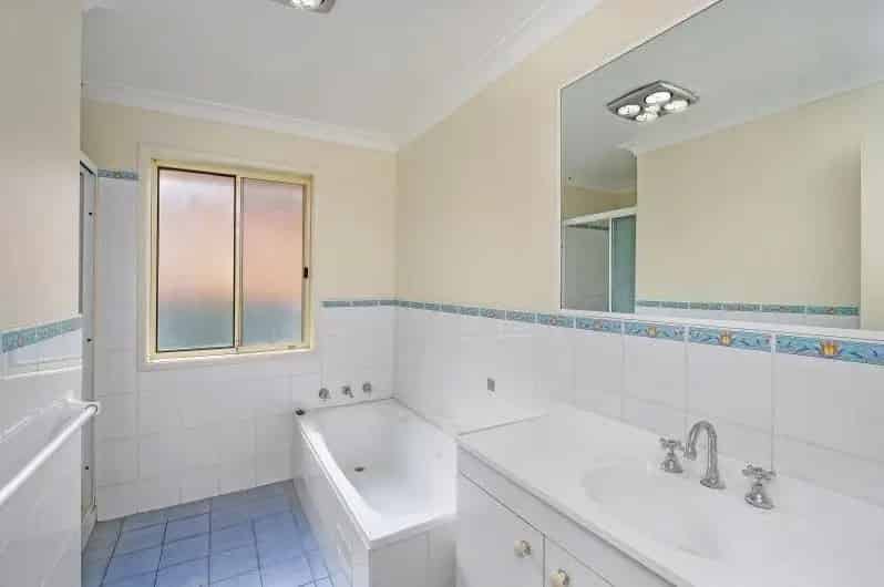 Real Estate For Lease - 26A Katherine Crescent - Green Point , NSW