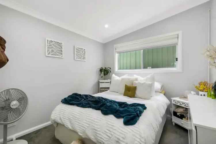 Modern Granny Flat 2 Bed Built-in Robes Quiet Location