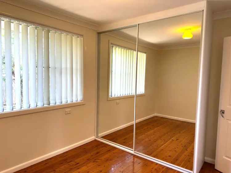 Rent Ground Floor Unit in Warilla with Garden and Carport