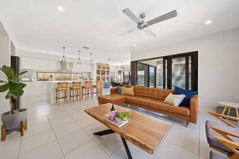 Real Estate For Lease - 125 Campbell Drive - Mango Hill , QLD
