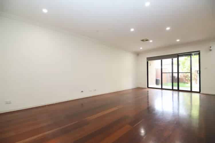 Spacious 4-Bedroom Duplex in Prime Punchbowl Location