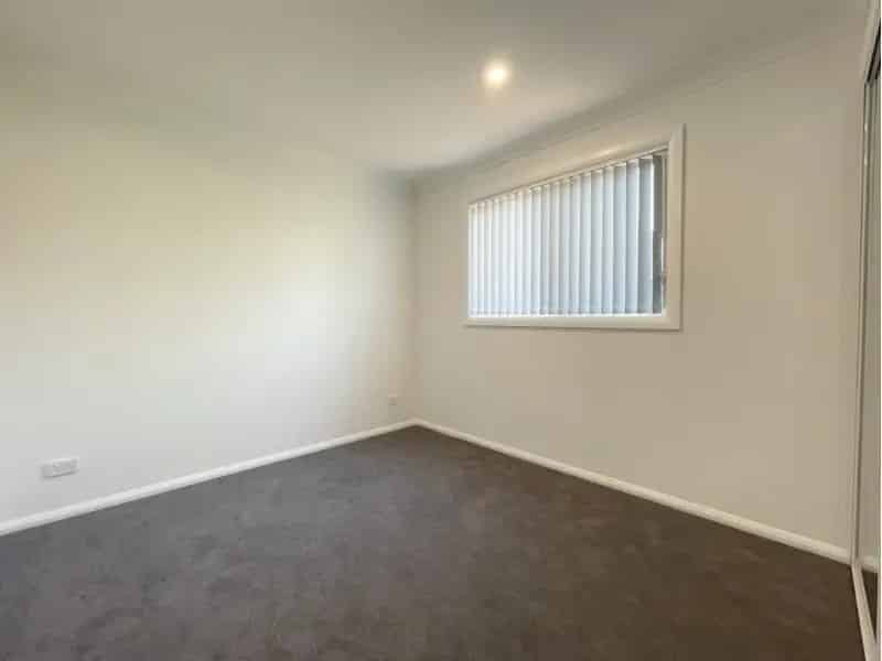 Near New Beauty In The Heart Of Town - Water Included In Rent