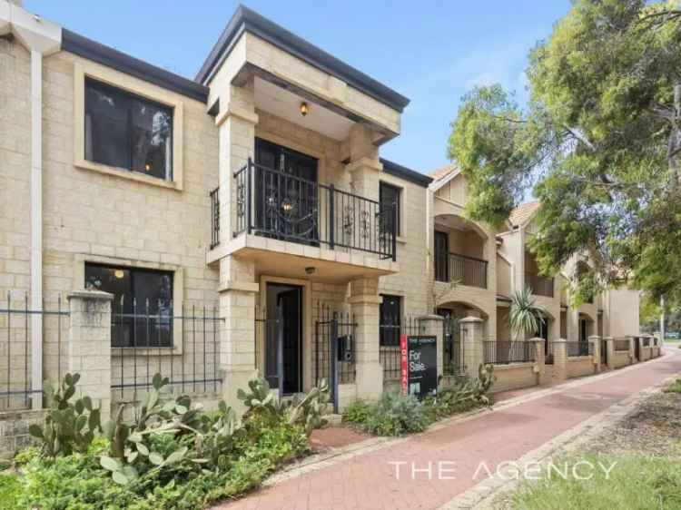 House For Sale in City of Joondalup, Western Australia