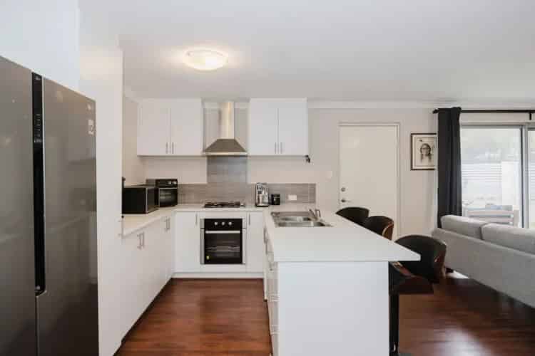 Low Maintenance Living in the Heart of Medina