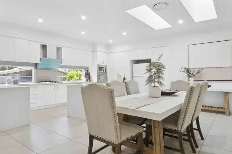 Real Estate For Sale - 29B Manor Road - Hornsby , NSW