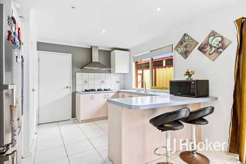 House For Rent , 13, Ralph Crescent, Melbourne, Victoria