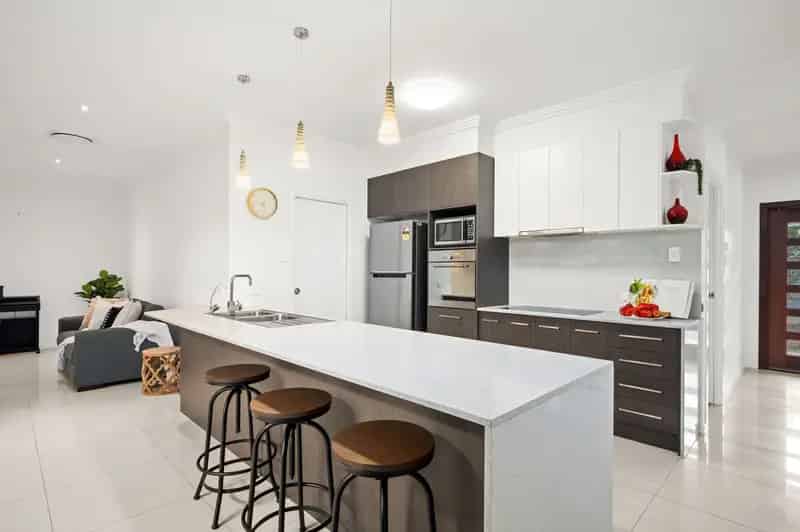 Low-Set Living in Underwoods' Trophy Estate!