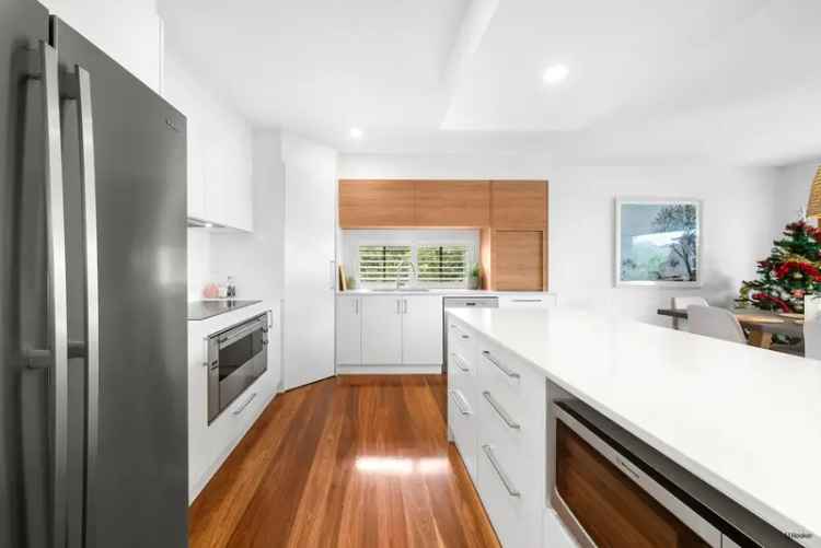 Villa For Sale in Gold Coast City, Queensland