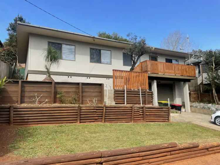 Rent comfortable high set home in Port Macquarie with spacious features