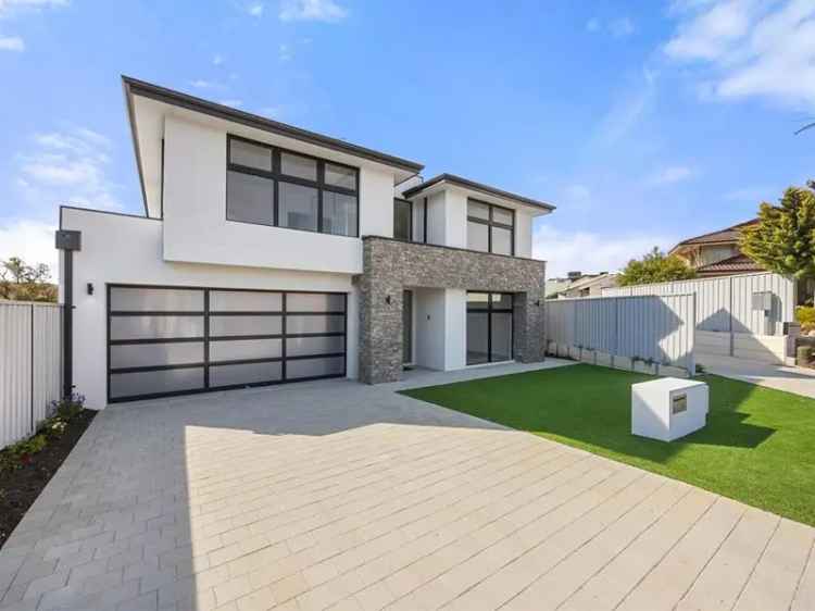 House For Sale in City of Melville, Western Australia