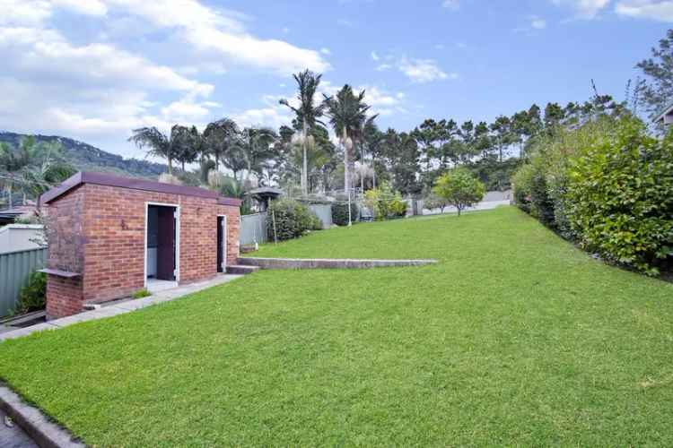 2 Bed Corrimal Brick Home with Escarpment Views