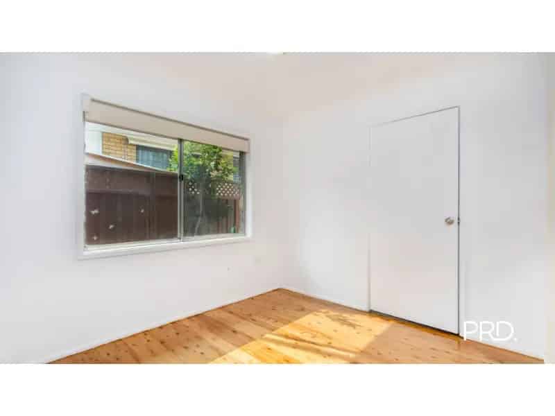 Freshly Painted 4-Bedroom Home + Study & Detached Mancave – Prime Penrith Location