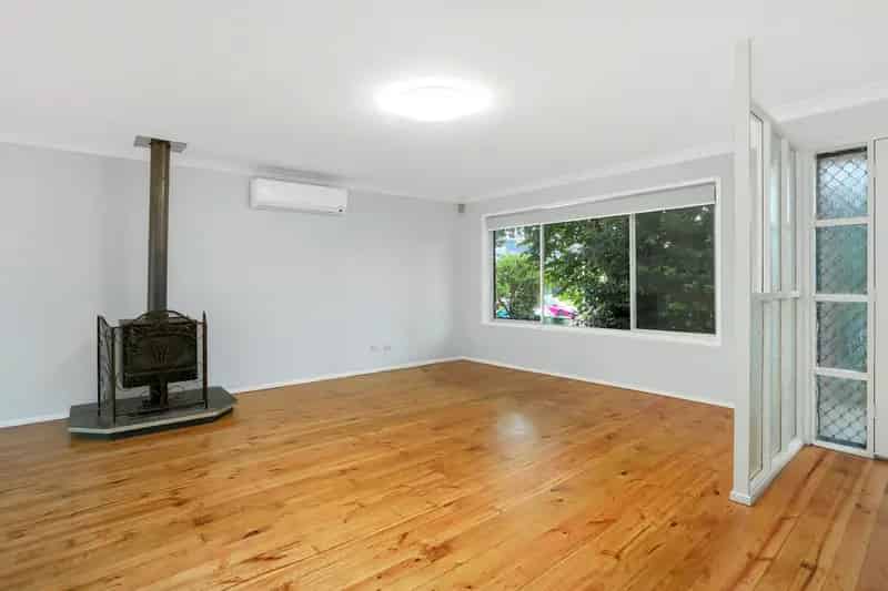 Real Estate For Lease - 6 Terrace Road - North Richmond , NSW