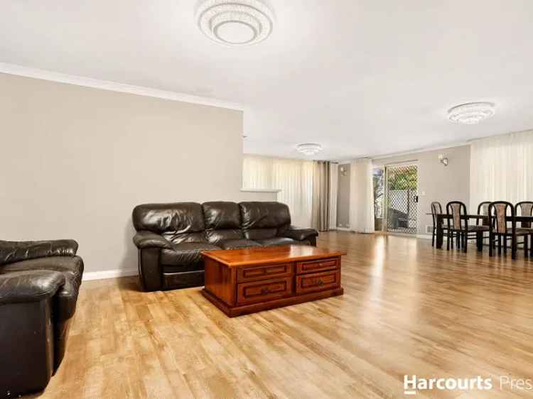 House For Sale in City of Gosnells, Western Australia