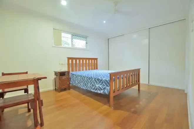 Furnished Low-Set Home Near Transport and Shops