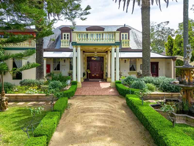 Real Estate For Commercial Lease - 764 Forest Road - Peakhurst , NSW