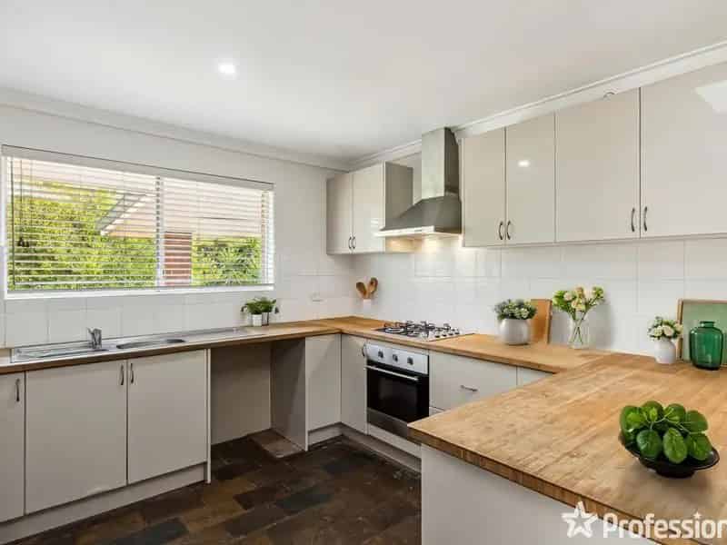 House For Sale , 35, Andrew Street, City Of Kalamunda, Western Australia