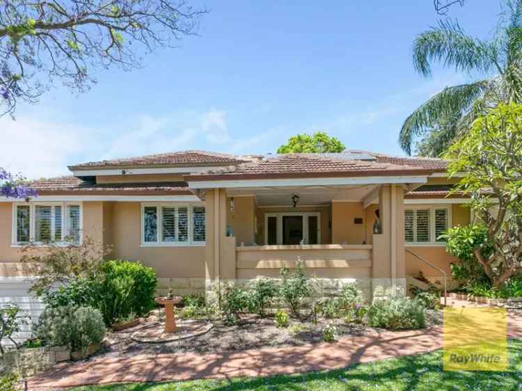 House For Sale in Town of Cambridge, Western Australia