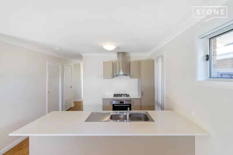 Lease Three Bedroom Home in Heddon Greta with Modern Features
