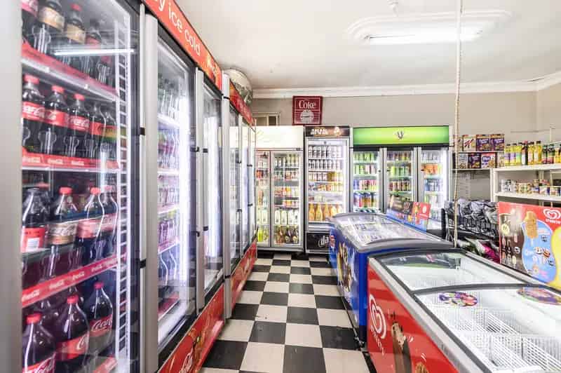 UNDER OFFER: SOMERSET DELI & COMMERCIAL PROPERTY FOR SALE