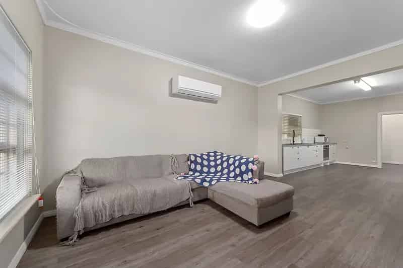 Spacious 4 Bedroom Home In Maitland
