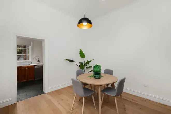 House For Rent , 14, Elizabeth Street, Melbourne, Victoria