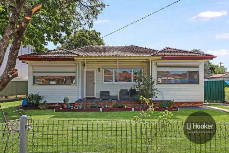 House For Sale in Sydney, New South Wales